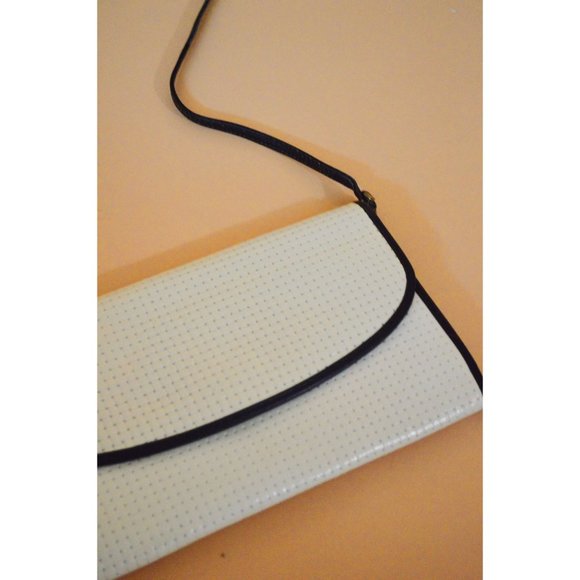 Vintage Leather Clutch Bag - Picture 3 of 4